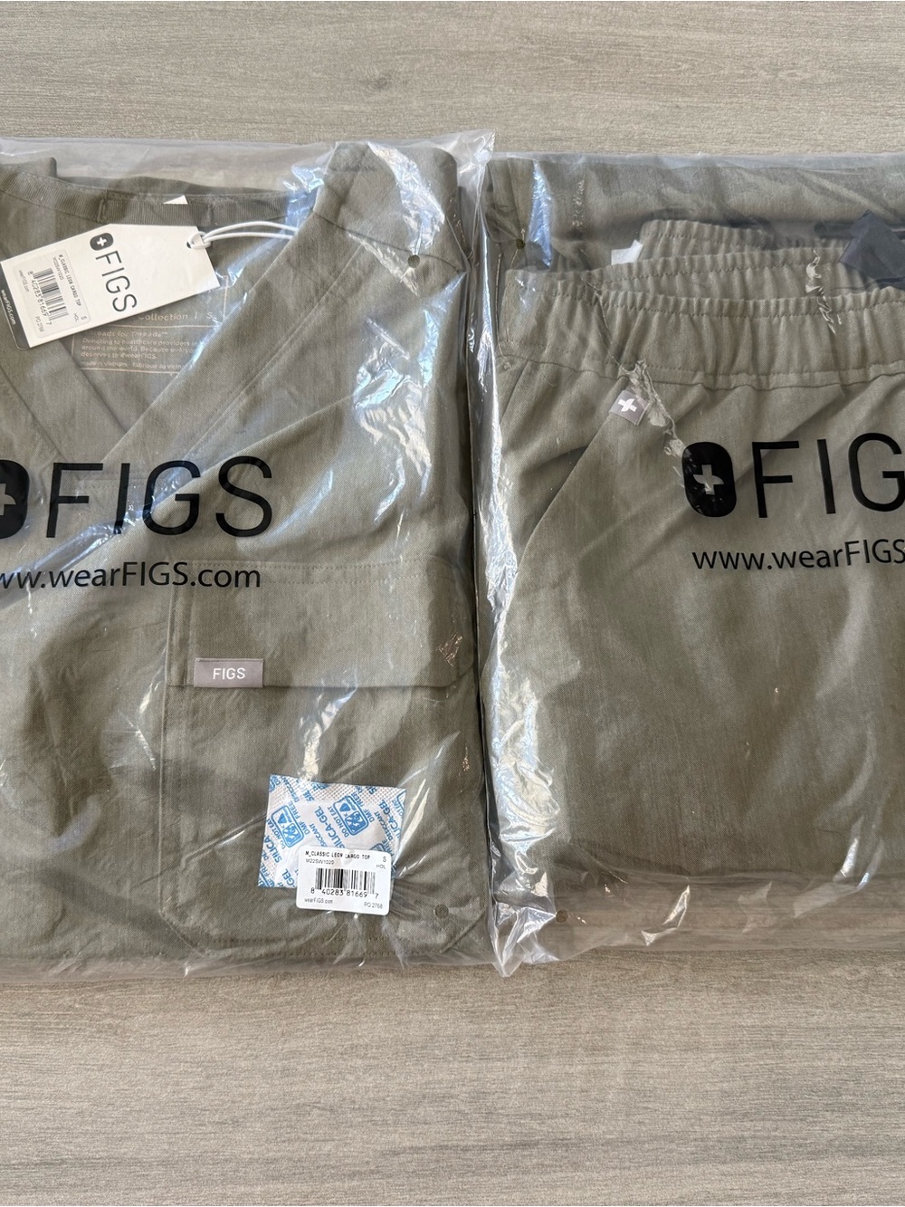 FIGS Heathered Olive